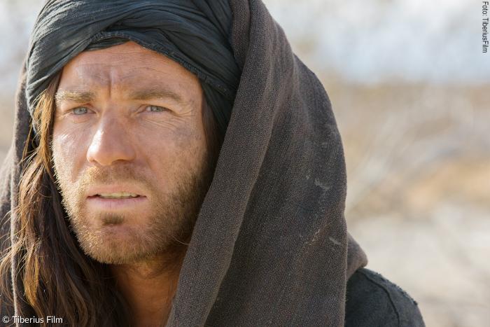 Die schauspielerische Leistung des Schotten Ewan McGregor in seiner Doppelrolle ist so grandios, dass man diesem Jesus gerne seine europäisch blauen Augen nachsieht.