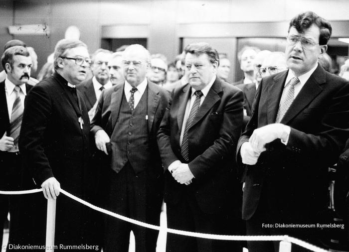 Ministerpräsident Franz Josef Strauß gab sich die Ehre: Einweihung des Rummelsberger Krankenhauses (Wichernhaus) 1979, rechts der damals international bekannte Orthopäde Professor Heinz Wagner.