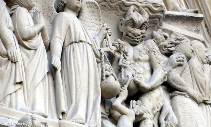 Engel Teufel Erzengel Michael Notre Dame