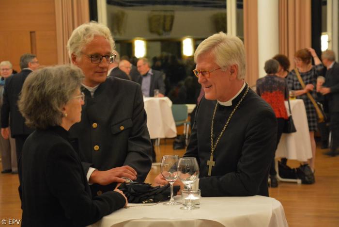 Landesbischof Heinrich Bedford-Strohm mit Axel Piper und Regionalbischöfin Susanne Breit-Keßler