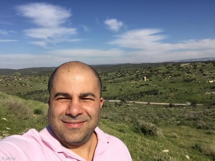 Selfie im Heiligen Land: 2001 machte Arye Sharuz Shalicar "Alija" und wanderte nach Israel aus -  in "das einzige Land, in dem Juden als Juden sicher leben können".
