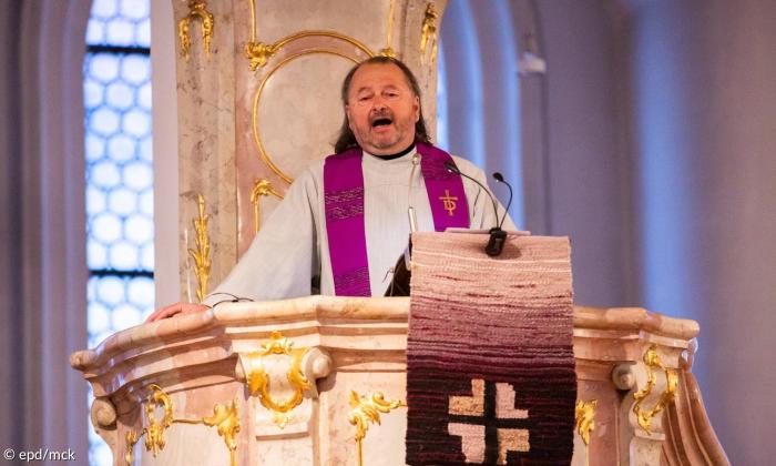 Diakon Klentzan in der St. Stephanskirche in Lindau