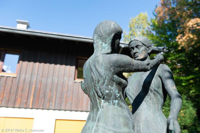 Statue am Müttergenesungswerk Hohes Licht Oberstdorf