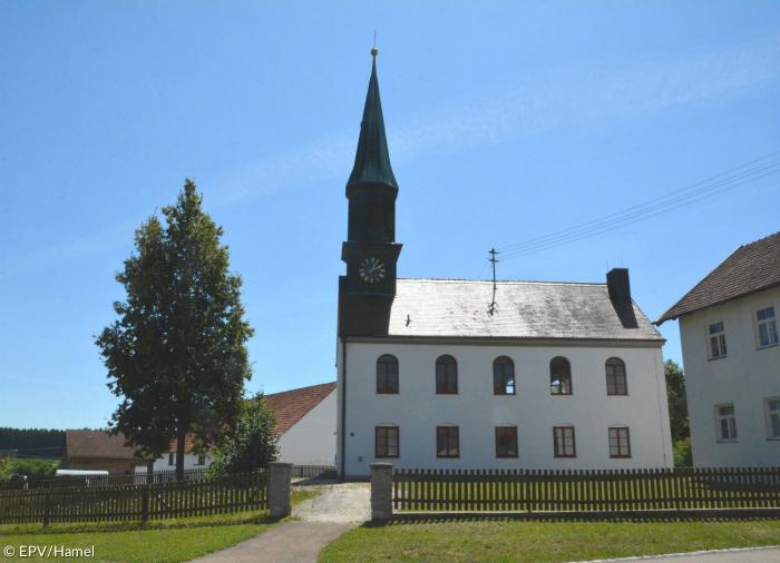 Kirche Kemmoden im Dachauer Land