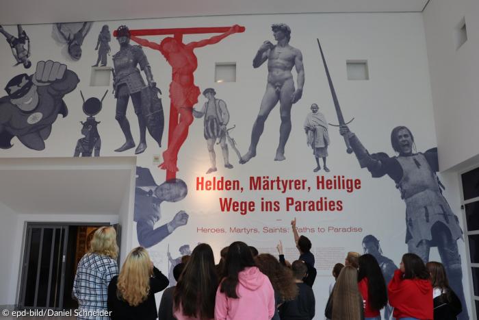 Germanisches Nationalmuseum Nürnberg Ausstellung Helden Märtyrer Heilige