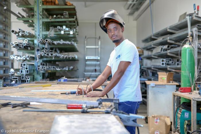 Äthiopier Ausbildung Metallarbeiter Flüchtling