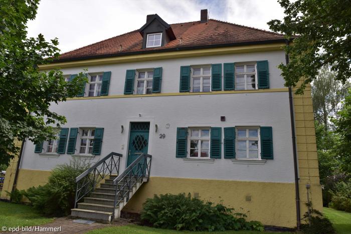 Historisches evangelisches Pfarrhaus in Karlshuld (Donaumoos).