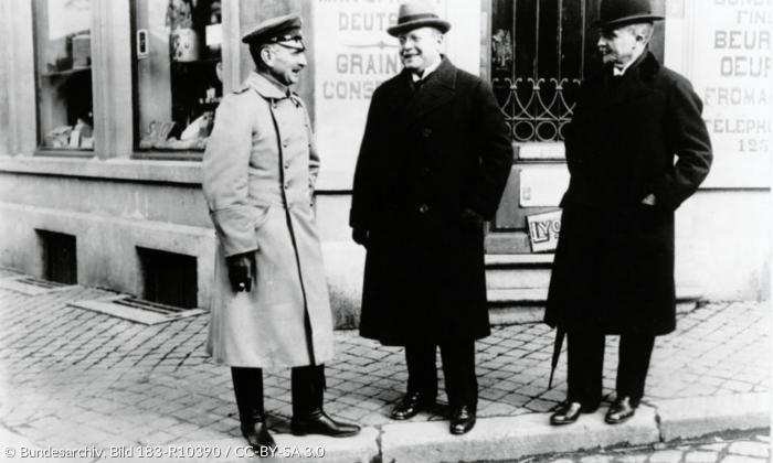 Matthias Erzberger mit General von Hammerstein und Unterstaatssekretär Langwerth von Simmern 1918