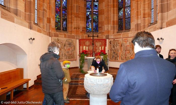 Ukrainisch-stämmige Gemeindeglieder der russisch-deutschsprachigen evangelischen Gemeinden