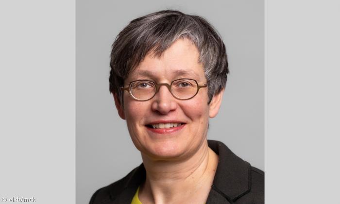 Frau auf Foto