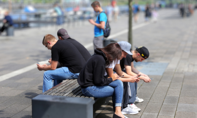 Bildungsforscher fordert generelles Handyverbot an Schulen