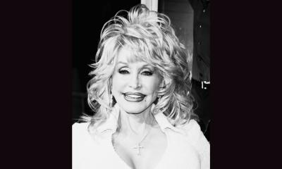 Dolly Parton: Eine queere Ikone mit tiefem Glauben