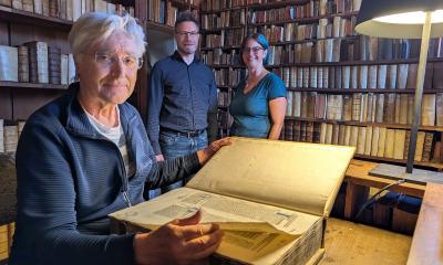 Reinhold Ohlmanns Abschied nach 60 Jahren im Dienst der Kirchenbibliothek Neustadt