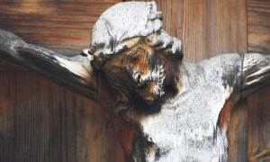 Detail eines Kruzifixes.