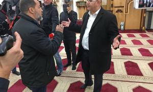 Der Freiburger Islamwissenschaftler Abdel-Hakim Ourghi (rechts) in der Diskussion mit dem Imam der vom Berliner Verfassungsschutz beobachteten Dar-as-Salam-Moschee in Neukölln, Mohamed Taha Sabri.