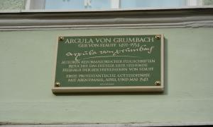 Gedenktafel Argula von Grumbach