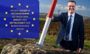  Gadheim Veitshöchheim Bürgermeister Jürgen Götz am zukünftigen Mittelpunkt der EU