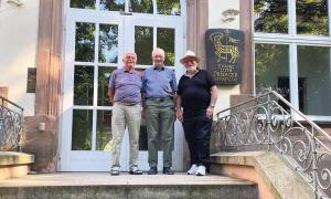 Die Ruhestandspfarrer Werner Blechschmidt, Otfried Sperl und Norbert Greim.