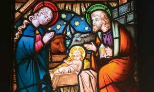 Geburt Jesu - Glasfenster der Nikolaus-Gallus-Kapelle im Alumneum Regensburg