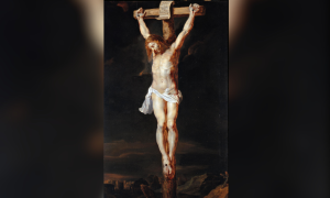 Gemälde von Christus wie er am Kreuz hängt vor dunklem Nachthimmel